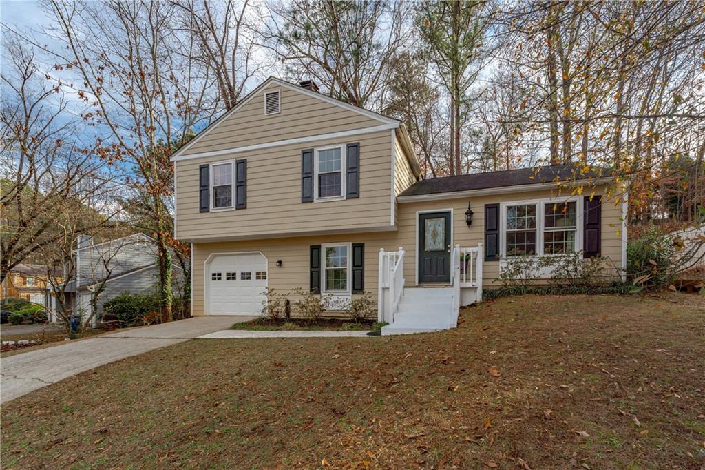 310 Knoll Ridge Court