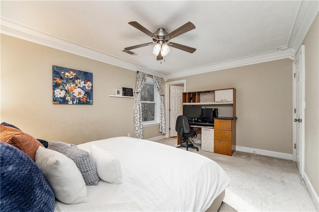 310 Knoll Ridge Court