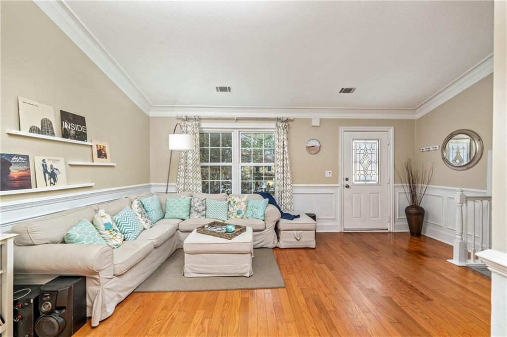 310 Knoll Ridge Court