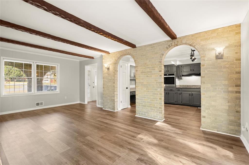 1540 HARBOUR OAKS Road