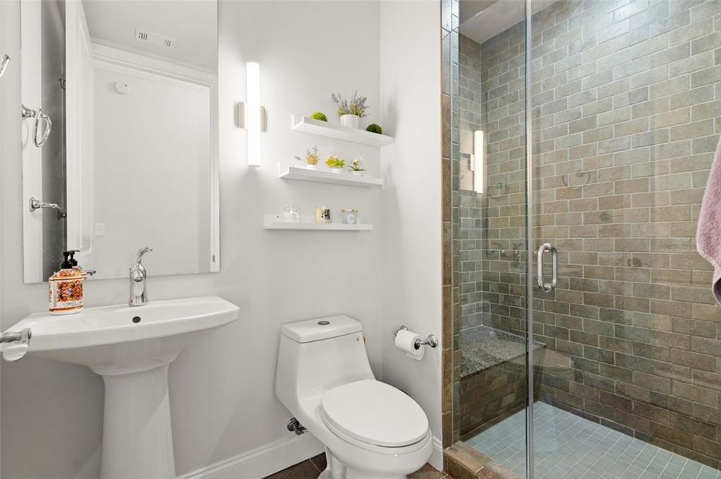 270 17th Street NW Unit 2708