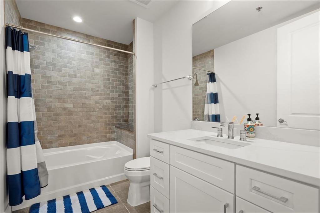 270 17th Street NW Unit 2708