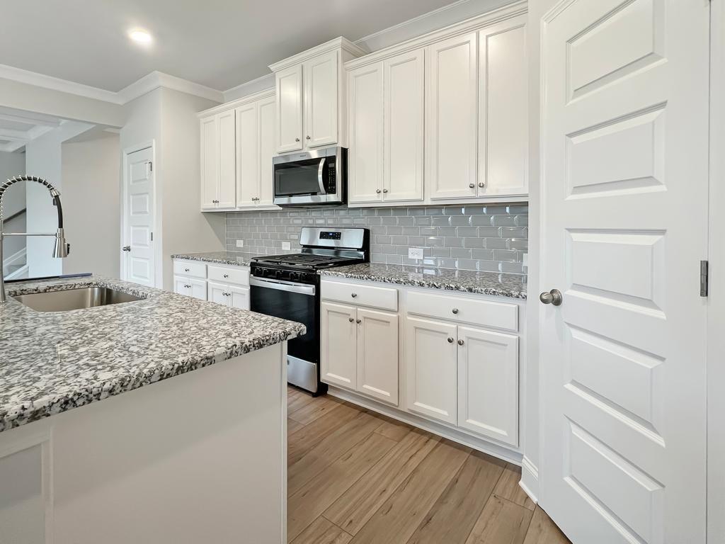 324 Sterling Creek Way