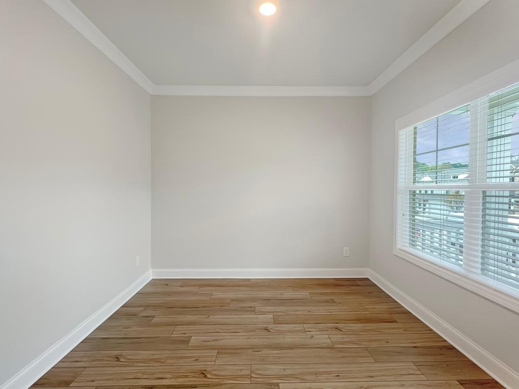 324 Sterling Creek Way