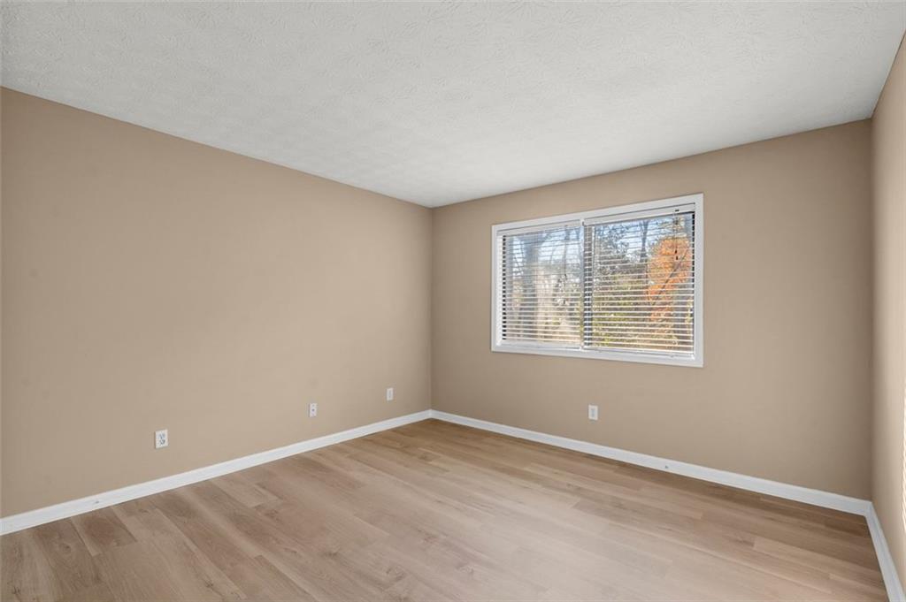 508 PARKAIRE Crossing