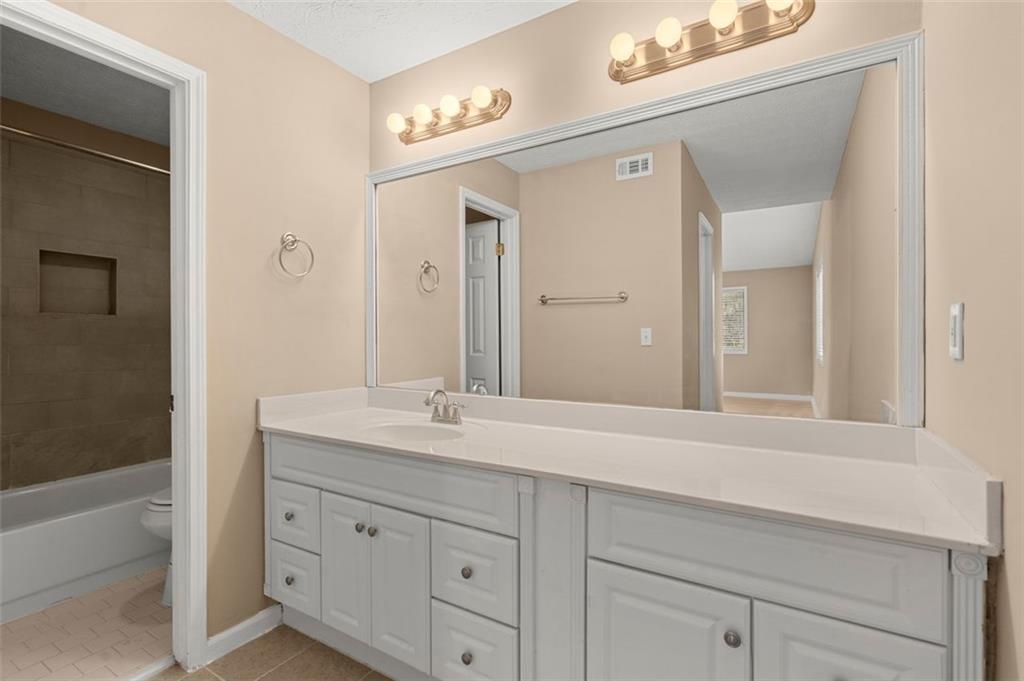 508 PARKAIRE Crossing