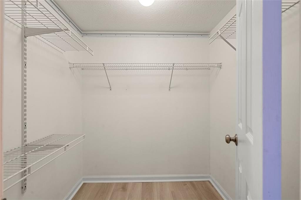 508 PARKAIRE Crossing