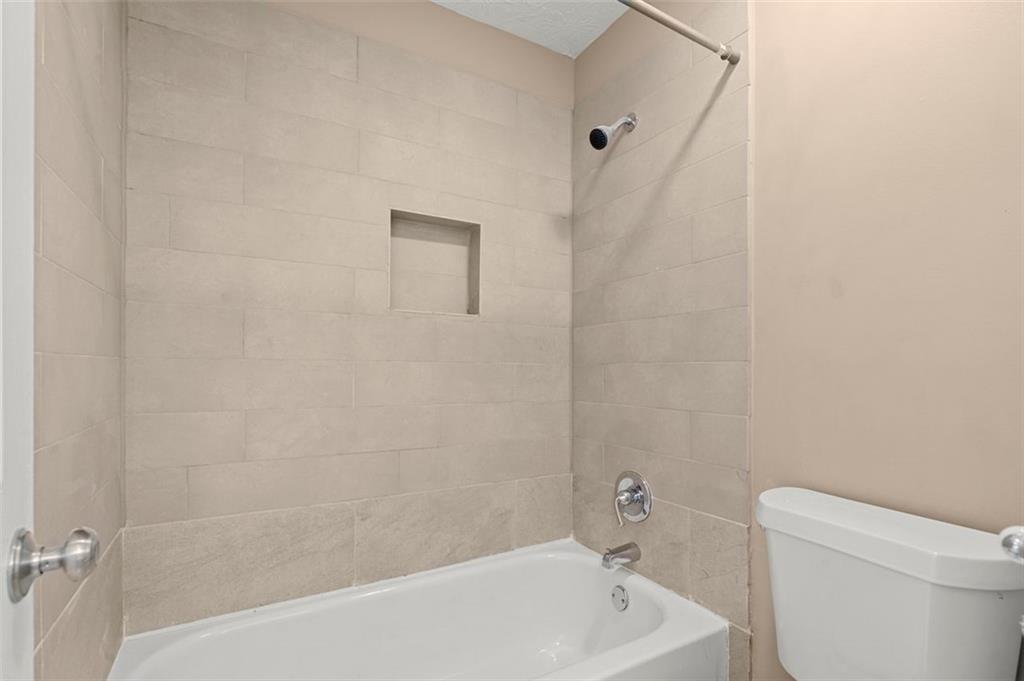 508 PARKAIRE Crossing