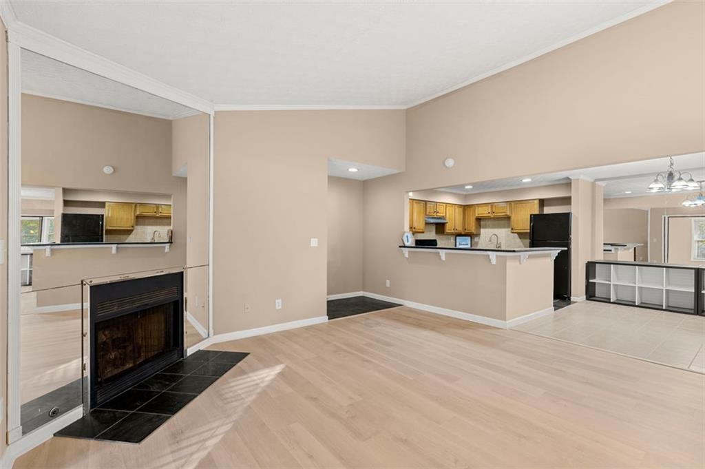 508 PARKAIRE Crossing