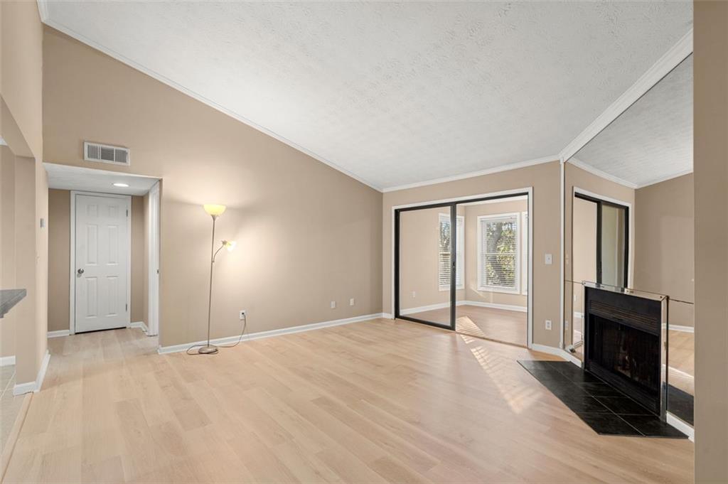 508 PARKAIRE Crossing