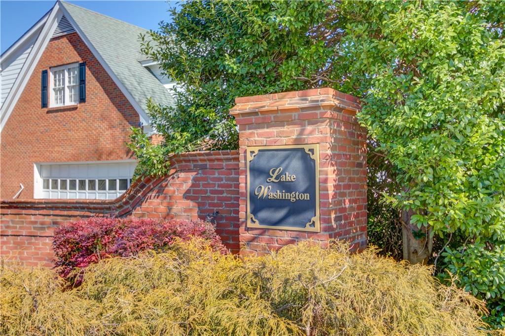 1370 Lake Washington Circle