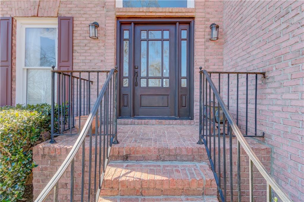 1370 Lake Washington Circle