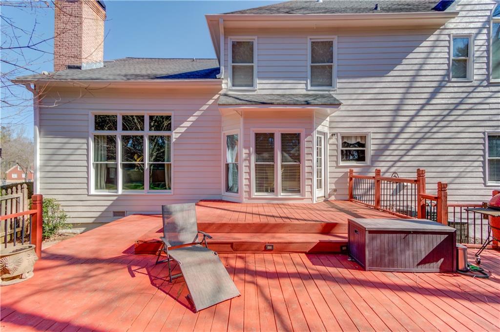 1370 Lake Washington Circle