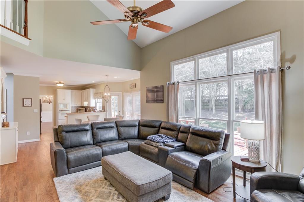 1370 Lake Washington Circle