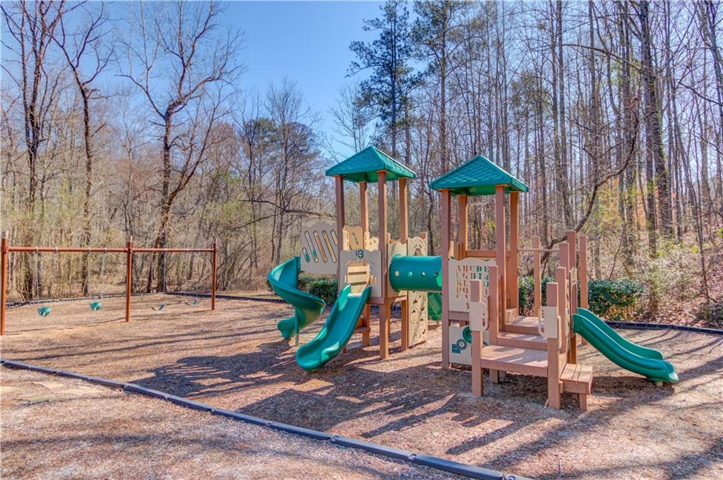 1370 Lake Washington Circle