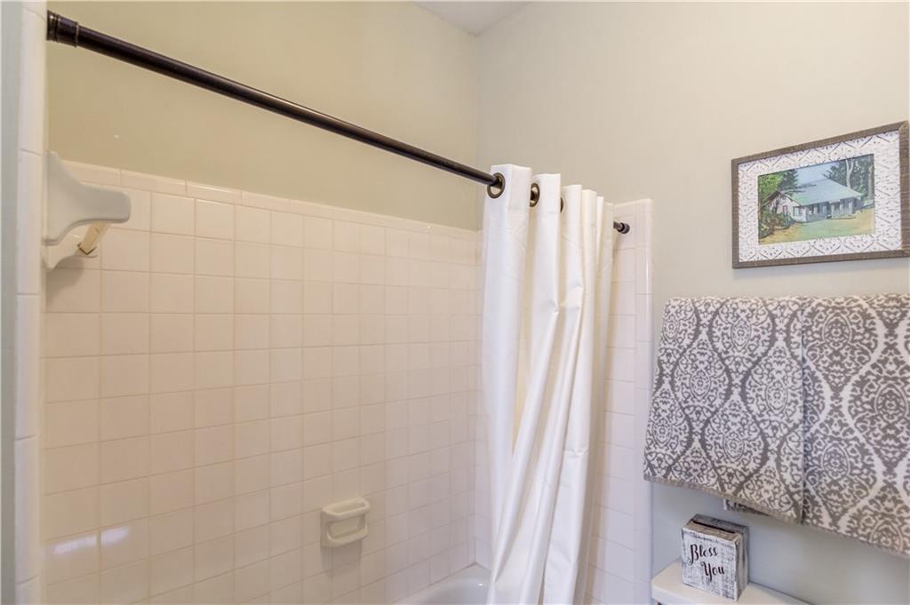 1370 Lake Washington Circle