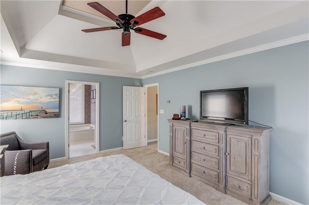 1370 Lake Washington Circle