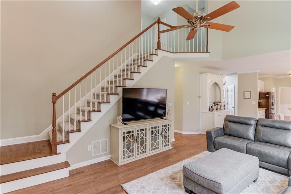 1370 Lake Washington Circle