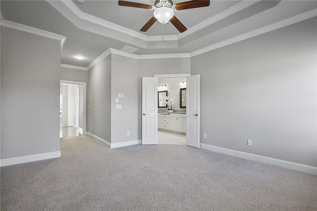 1084 Township Square