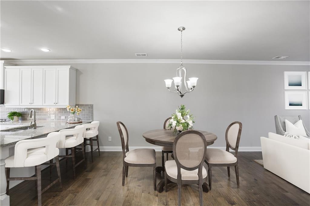 1084 Township Square