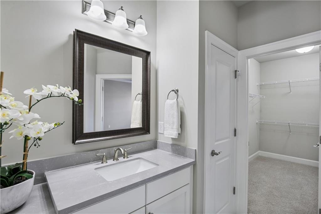 1084 Township Square