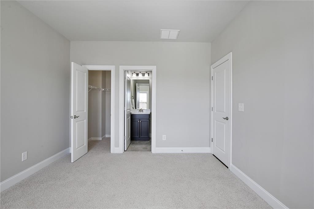 1084 Township Square