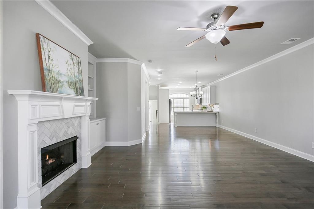 1084 Township Square