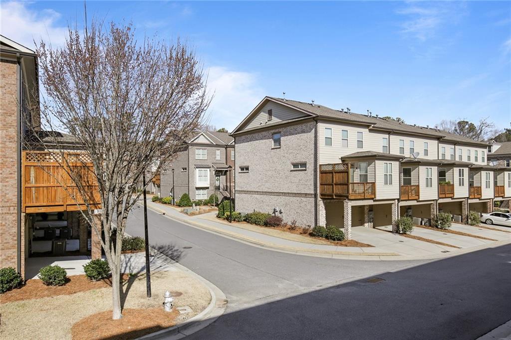 1084 Township Square