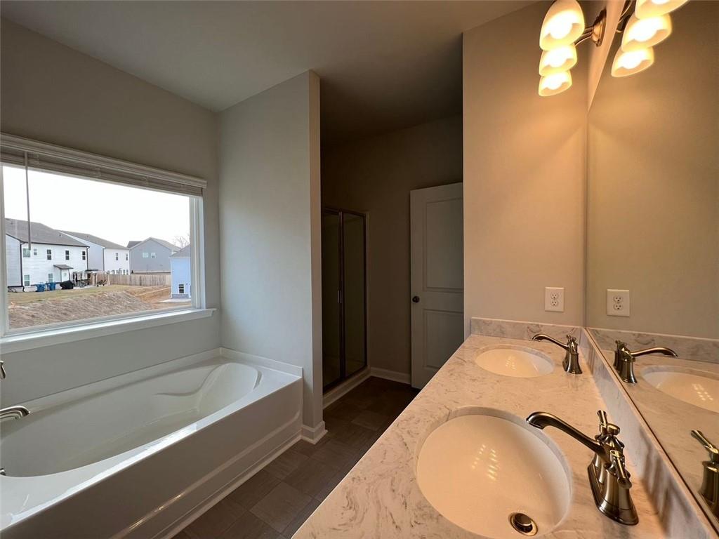 5144 AYLESBURY Court