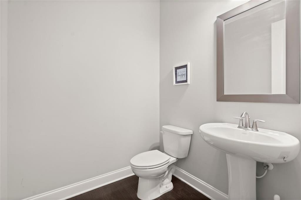 427 Suwanee Park Terrace