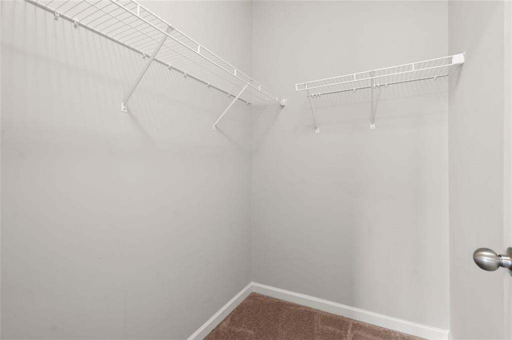 427 Suwanee Park Terrace