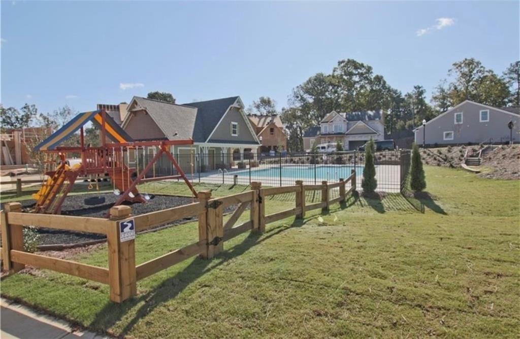 427 Suwanee Park Terrace