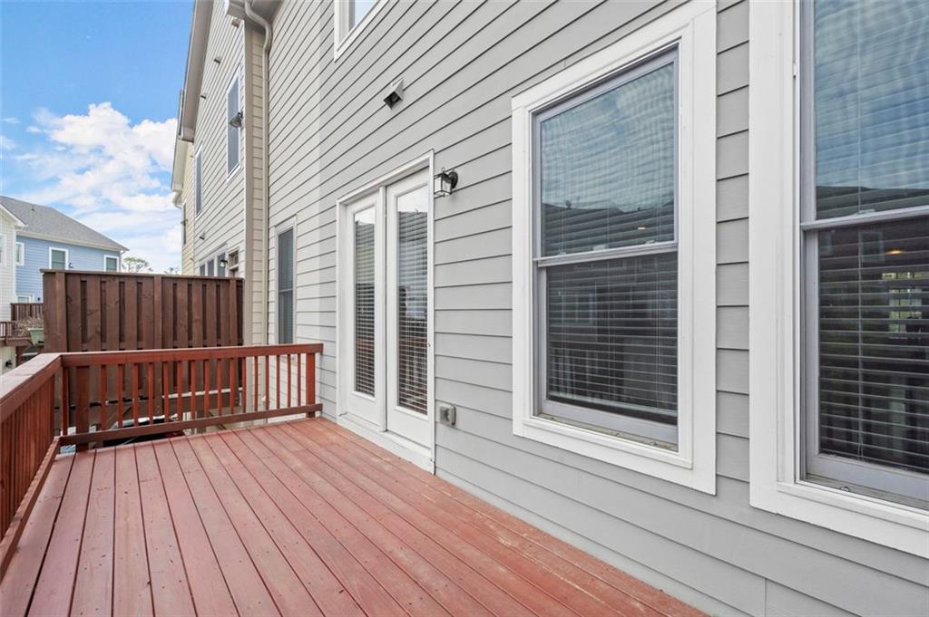 427 Suwanee Park Terrace