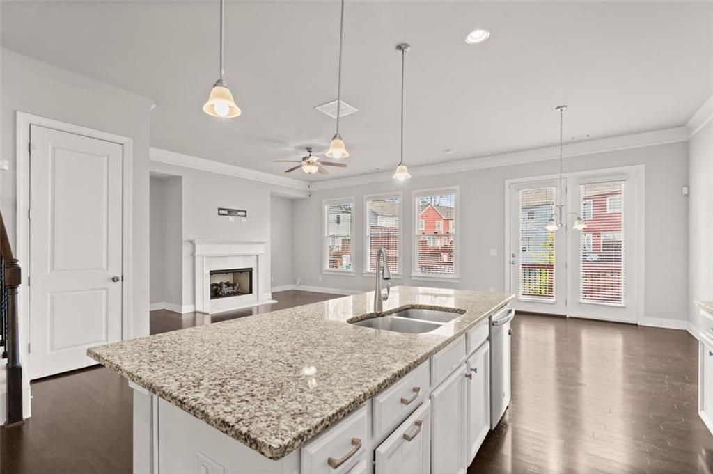 427 Suwanee Park Terrace