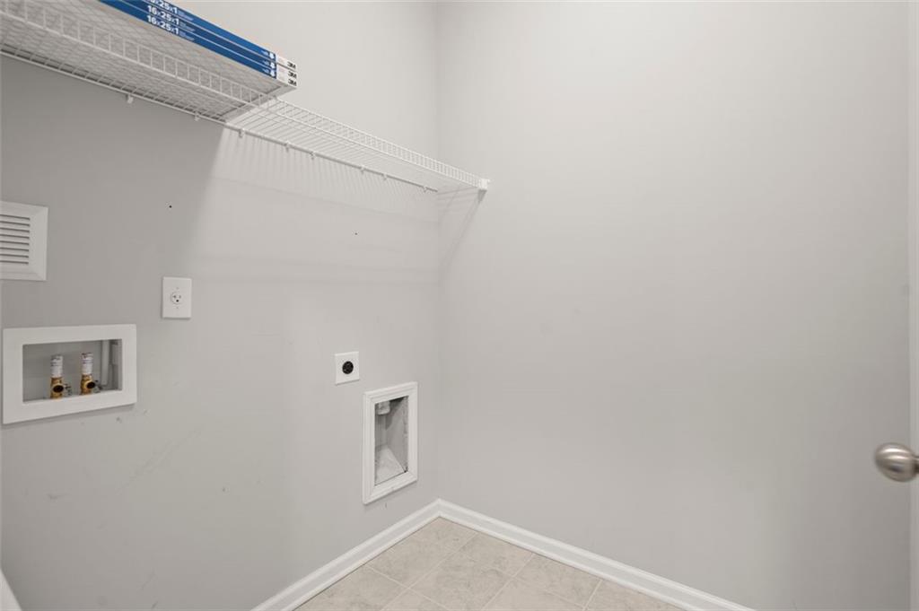 427 Suwanee Park Terrace