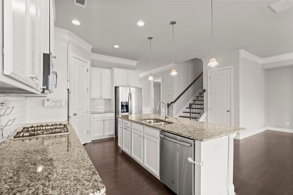 427 Suwanee Park Terrace