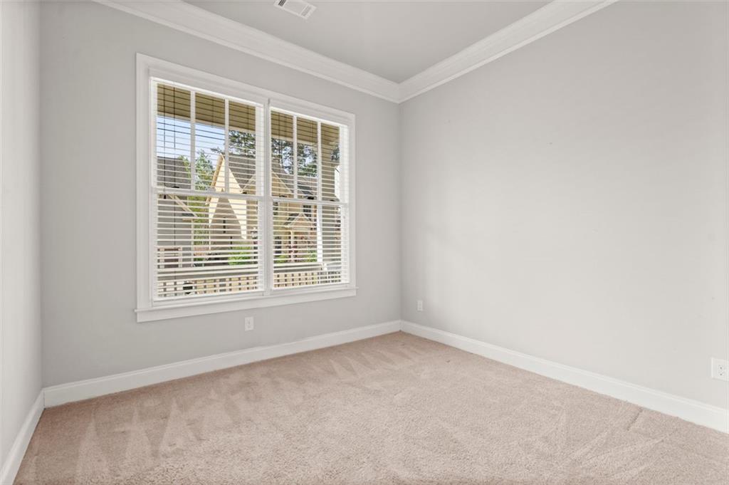 427 Suwanee Park Terrace