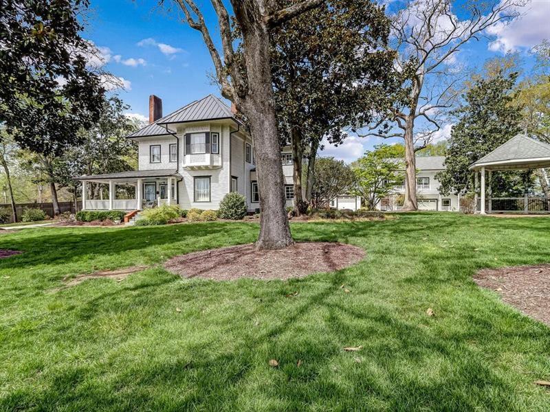 406 E Shadburn Avenue