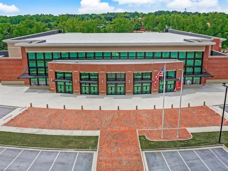 406 E Shadburn Avenue