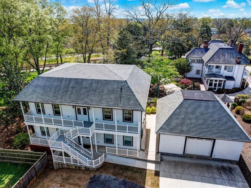 406 E Shadburn Avenue