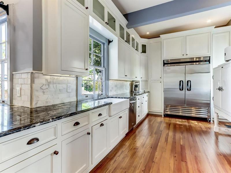 406 E Shadburn Avenue