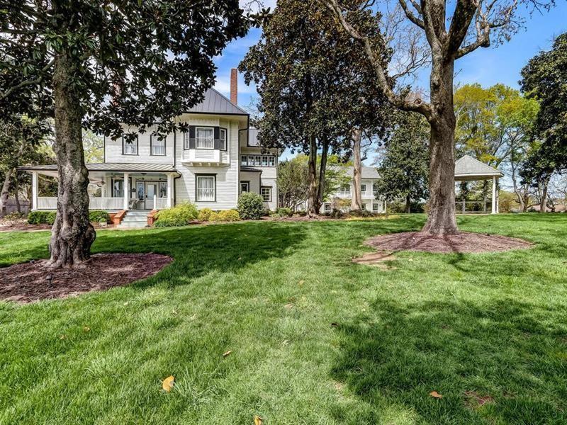 406 E Shadburn Avenue