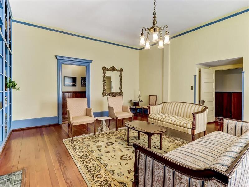 406 E Shadburn Avenue