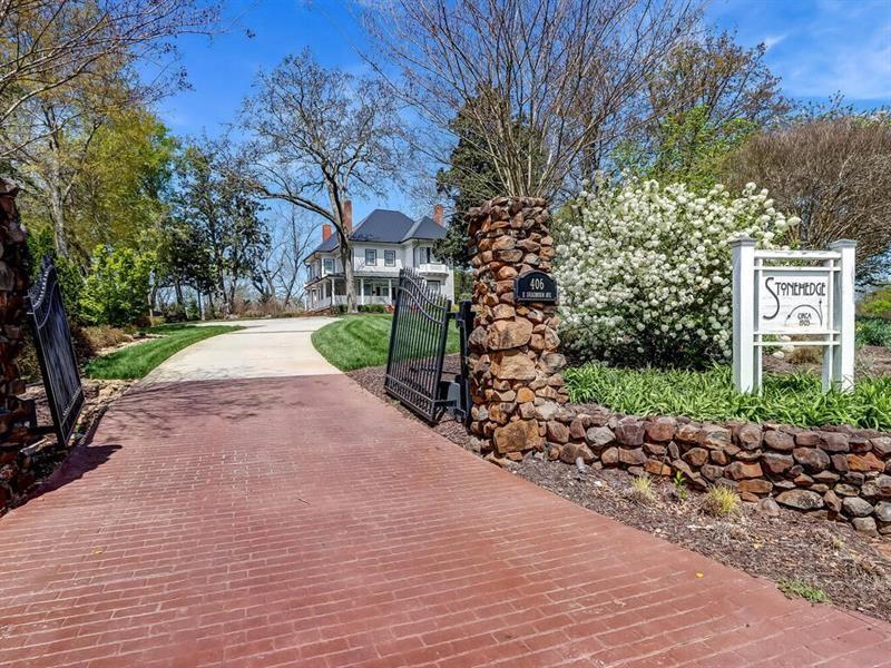 406 E Shadburn Avenue