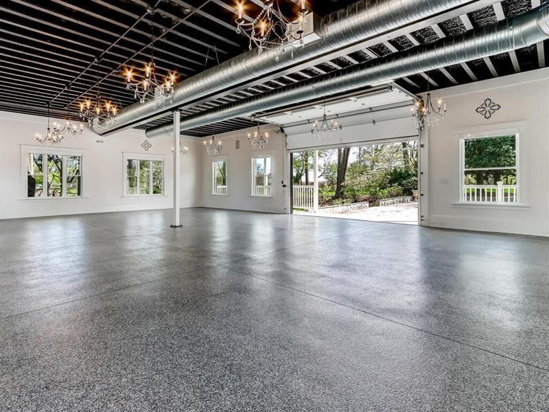 406 E Shadburn Avenue