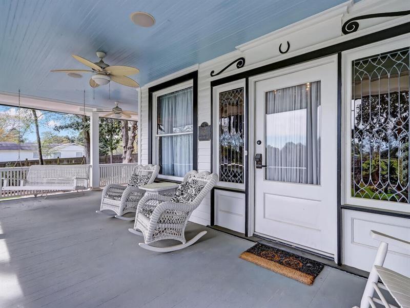 406 E Shadburn Avenue