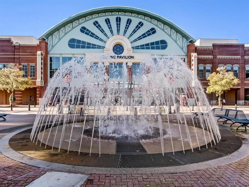 406 E Shadburn Avenue