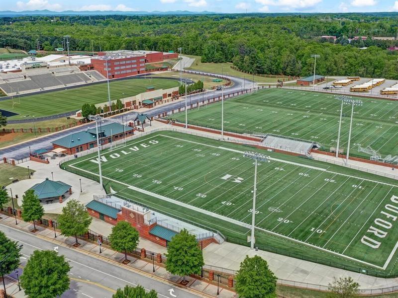 406 E Shadburn Avenue