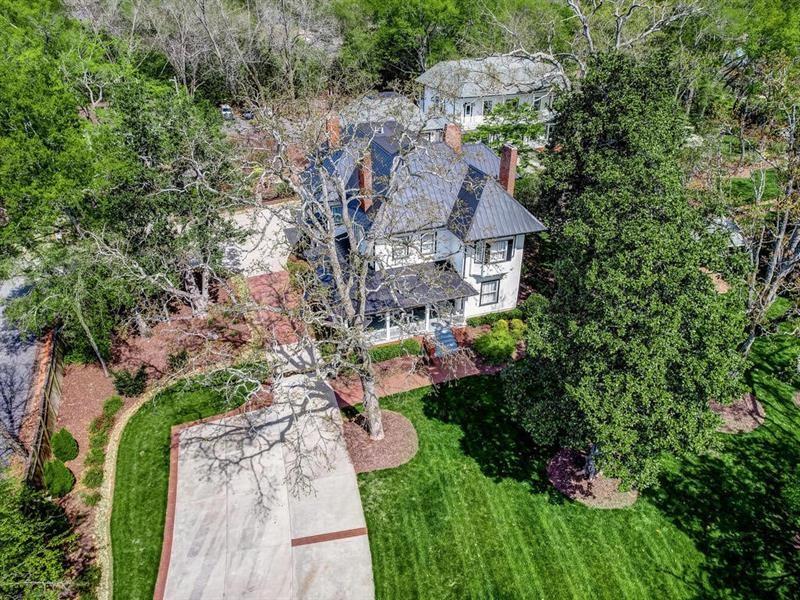 406 E Shadburn Avenue