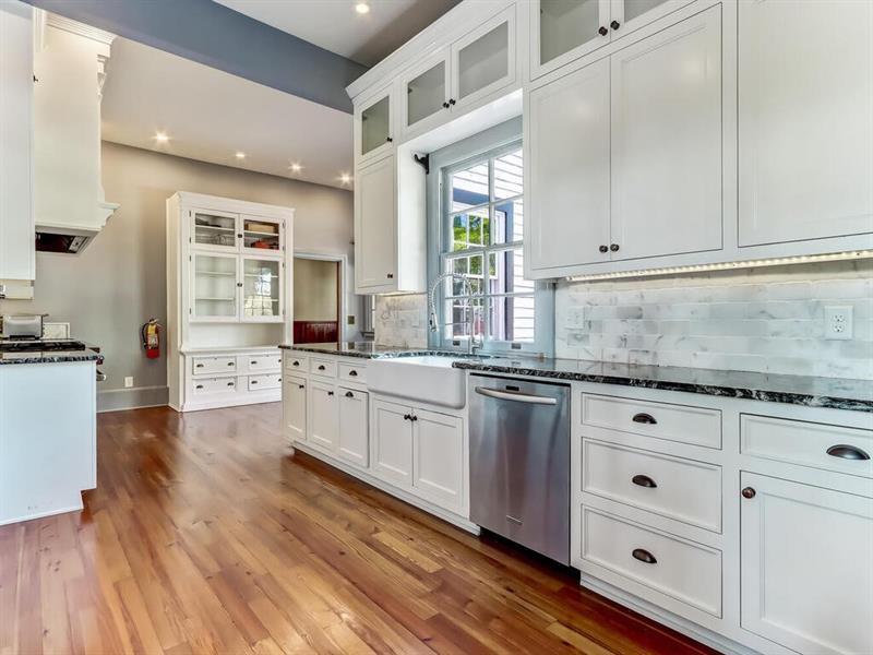 406 E Shadburn Avenue